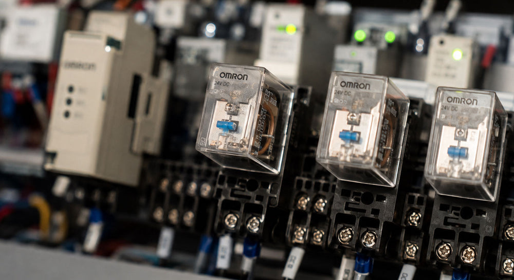 Omron plug-in relay